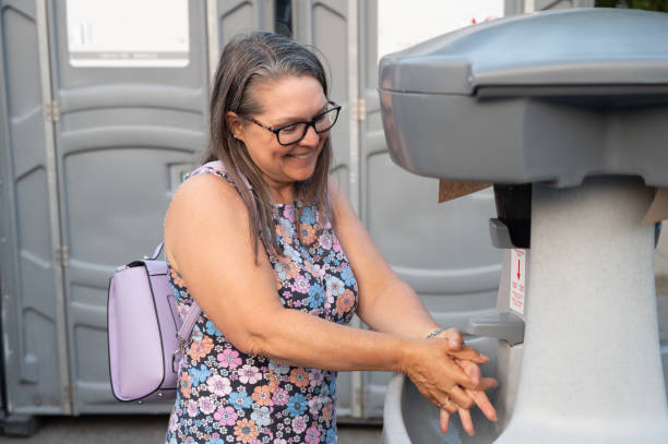Best Portable bathroom rental  in Roseville, CA